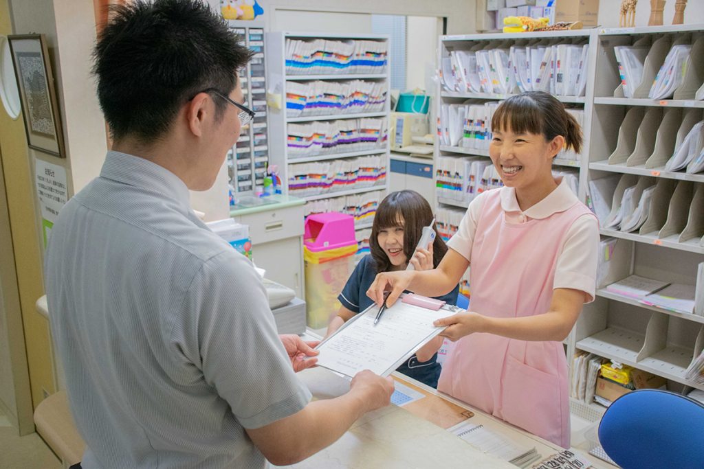 愛知県名古屋市港区の眼科　安井眼科医院　外来診療も